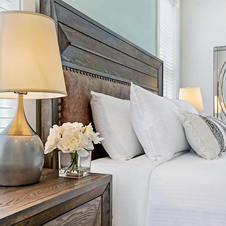 Hosteeva Amazing 4 Bedroom Modern Condo With Balcony Near Frnch Quarter 뉴올리언스 외부 사진